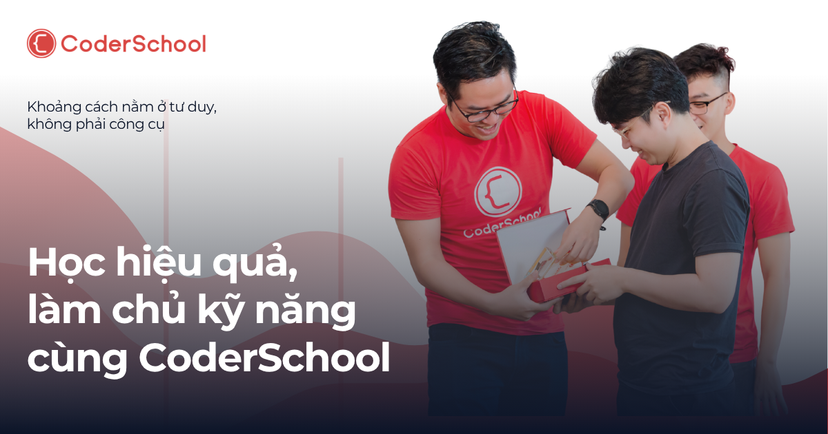 Sự khác biệt giữa mô hình đào tạo truyền thống và Coding Bootcamp là gì?